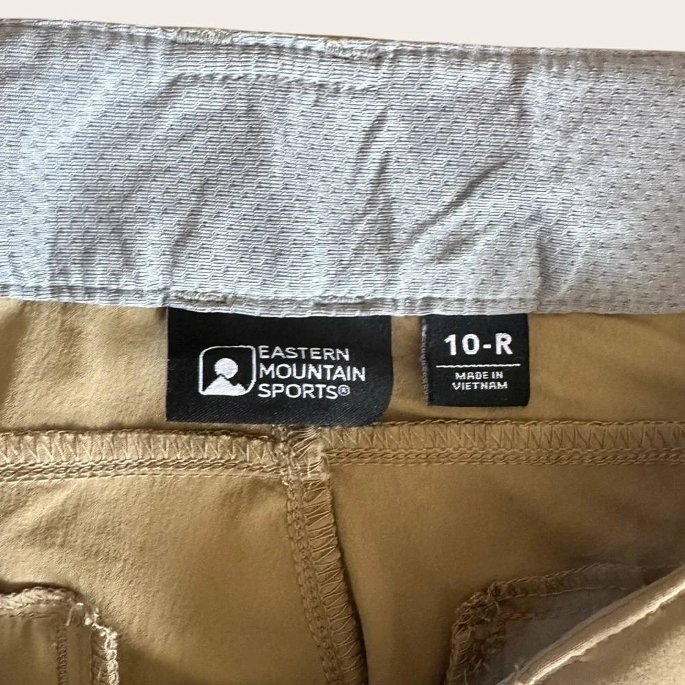 Eastern Mountain Sports EMS Convertible Hiking Pants – Women’s Size 10R – Khaki - Picture 7 of 9